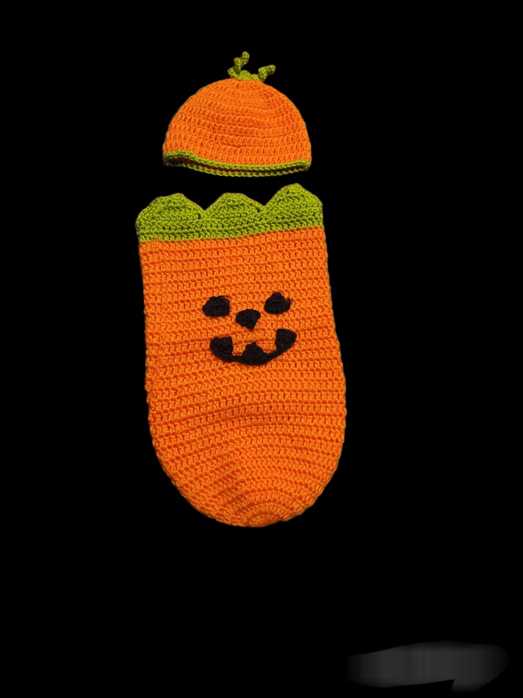 Pumpkin baby outfit